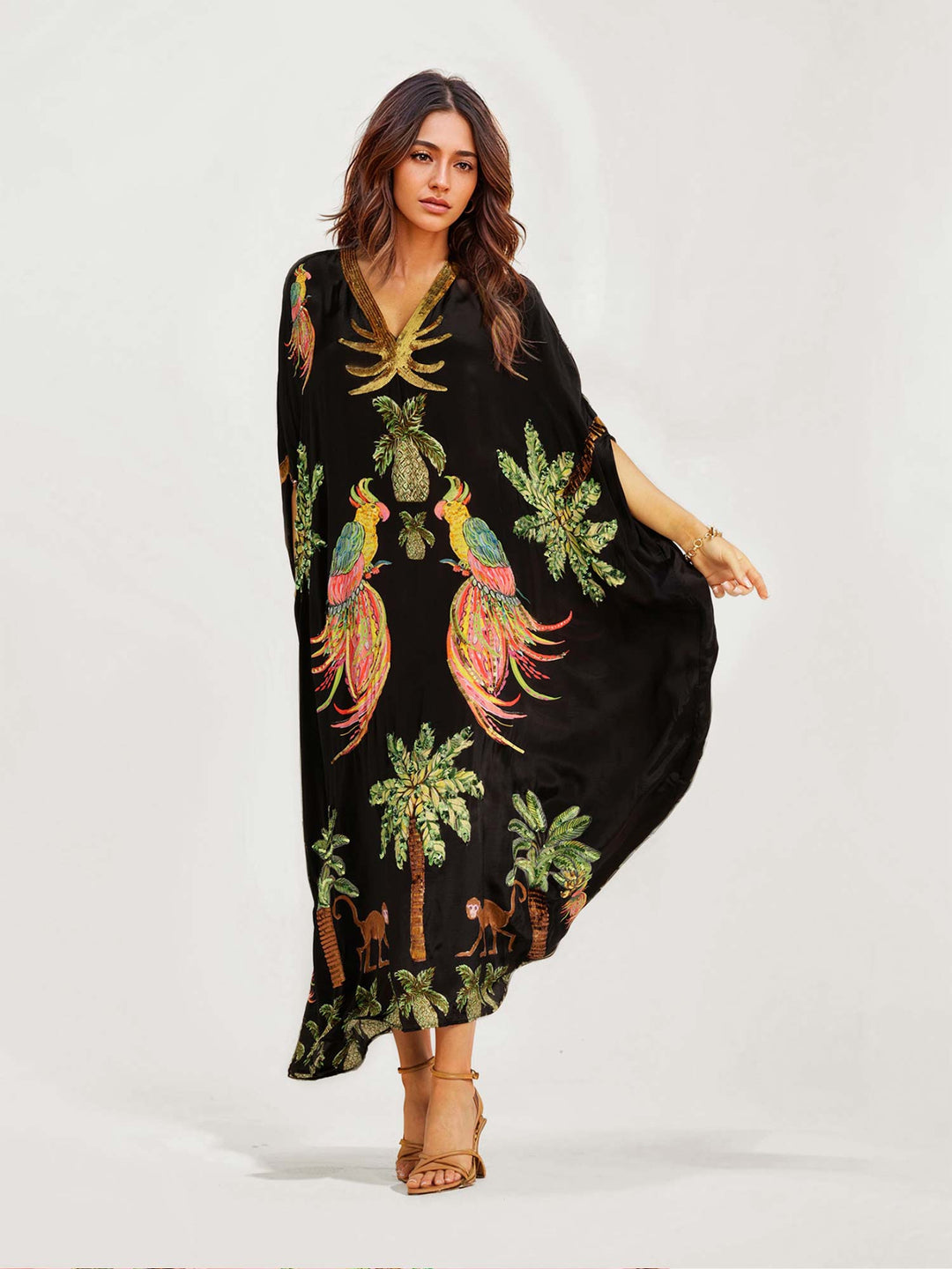 Alessandra - Pitkä Kuvioitu Mekko