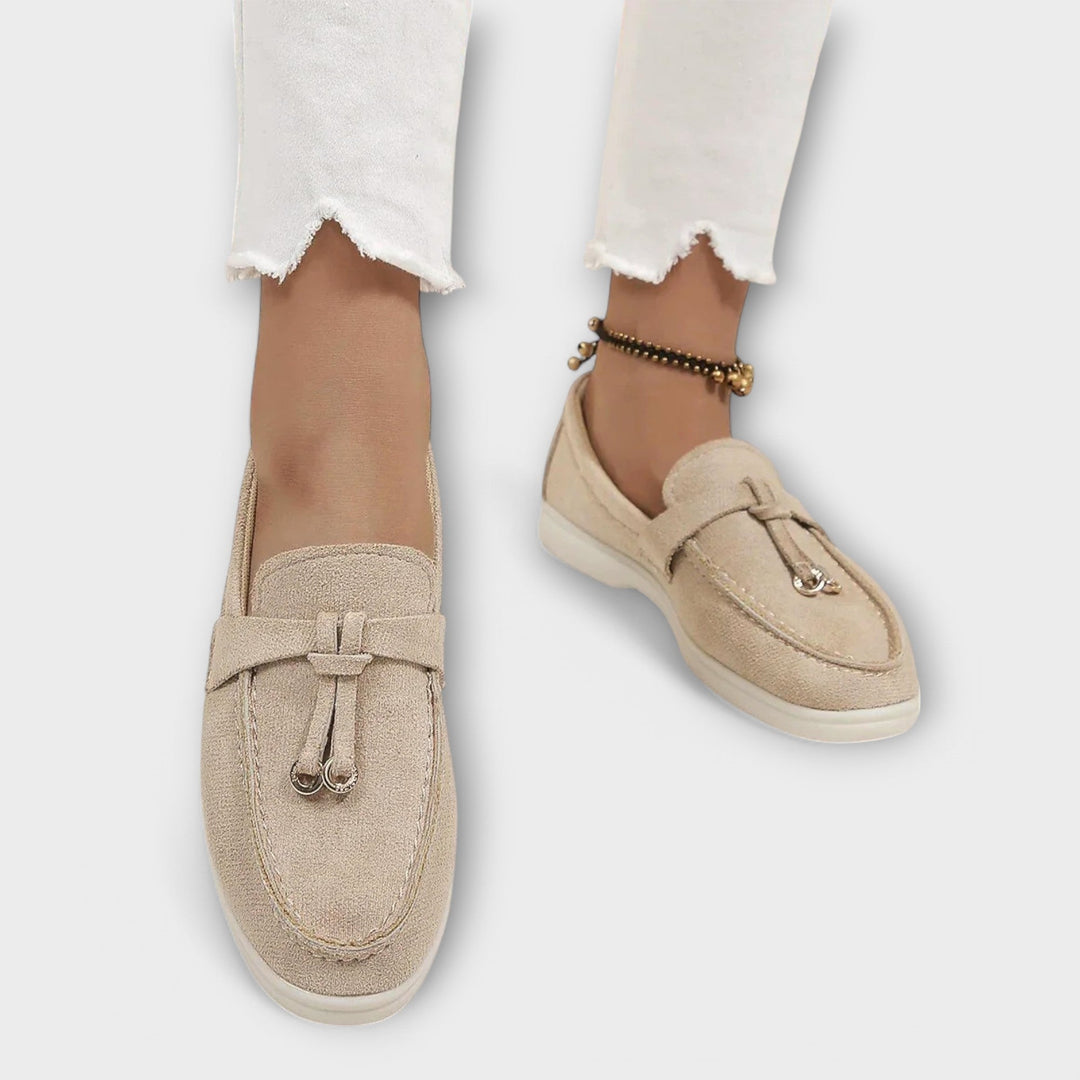 Beige Naisille Mokkasinet Dekoratiivisella Nauhalla